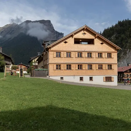 Beerenhus * Au (Bregenz)